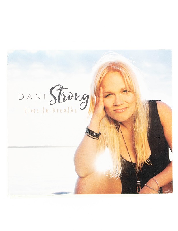 Dani Strong - Time to breathe - CD - CD-levyt - 10105564294 - 0