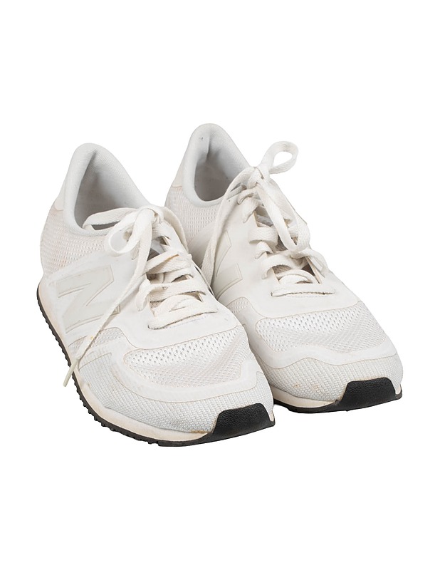 NEW BALANCE valkoiset kävelykengät, 45.5 - Miesten kävelykengät ja sandaalit - 10105565066 - 0