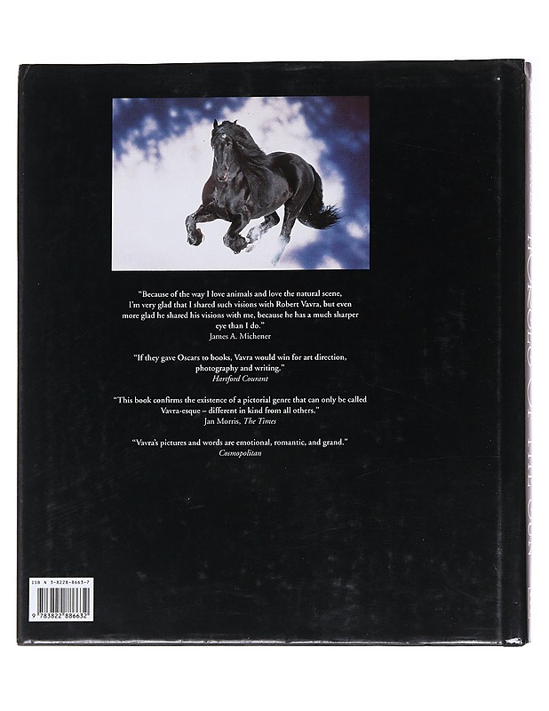 Horses of the sun : a gallery of the world's most exquisite equines - Vavra, Robert - Tietokirjat ja oppaat - 10105566263 - 1