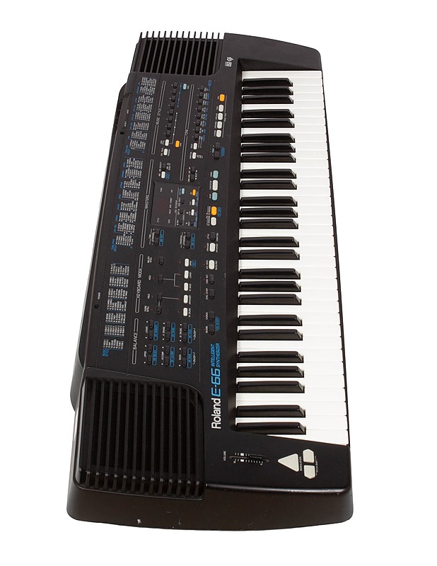 ROLAND E-66 koskettimisto - Muu elektroniikka - 10105567653 - 1