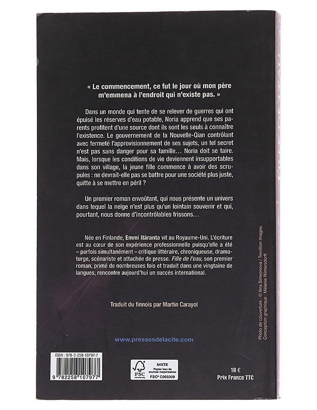 Veden tytär / Romaani - Itäranta, Emmi - Romaanit ja novellit - 10105568361 - 1