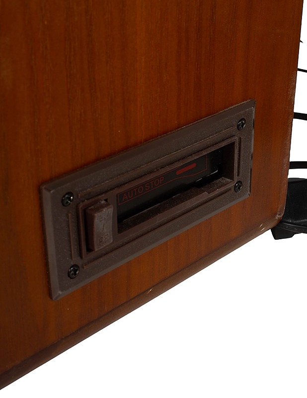 ROADSTAR HIF-1937TUMPK AM/FM CD/LP/C/USB retrostereovastaanotin - Viihde-elektroniikka - 10105569004 - 3