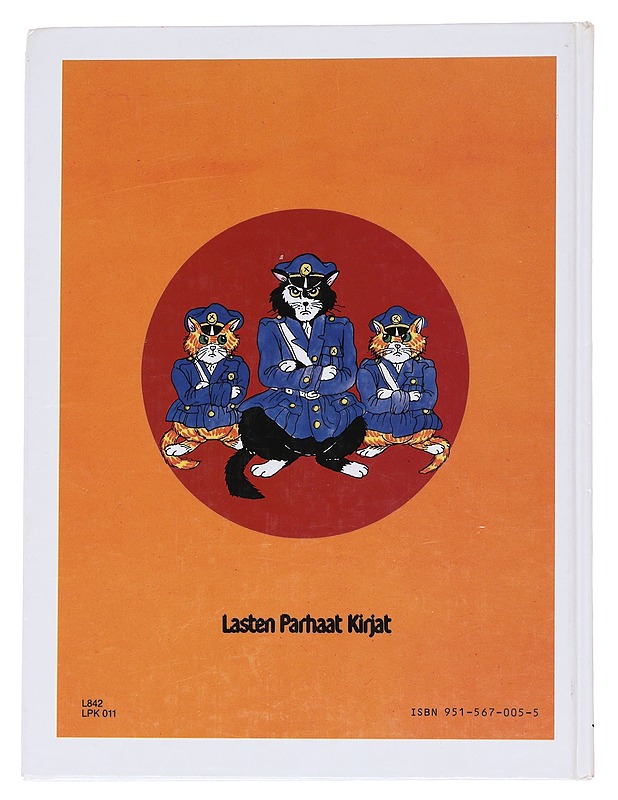 PEKKA TÖPÖHÄNTÄ NAAMIAISISSA - Knutsson, Gösta - Lastenkirjat - 10105569315 - 1