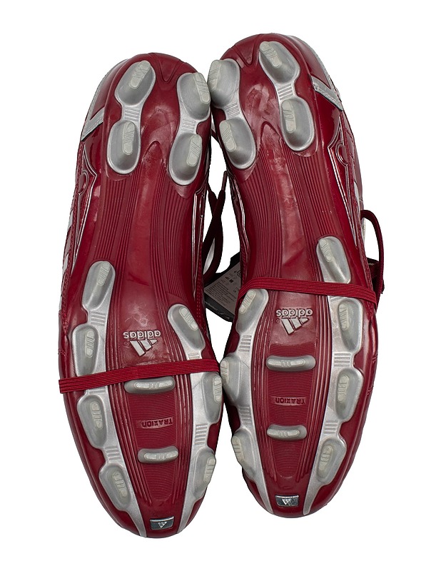 ADIDAS Traxion Predator -jalkapallokengät, koko 46  - Muut urheiluvälineet ja vapaa-aika - 10105570406 - 3