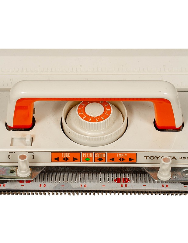 TOYOTA KS 901 neulekone - Käsityö - 10105571084 - 4