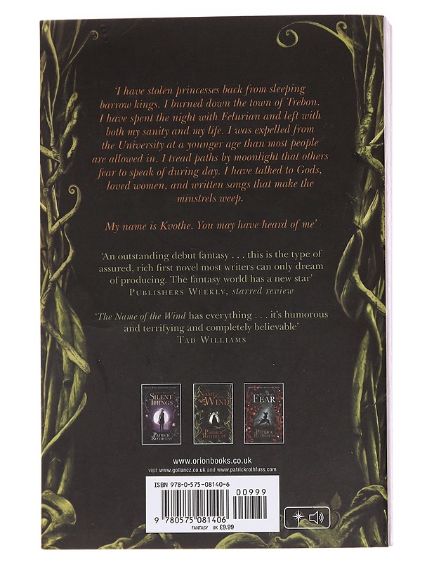 The name of the wind - Patrick Rothfuss - Urheiluvaatteet ja fanivaatteet - 10105571712 - 1