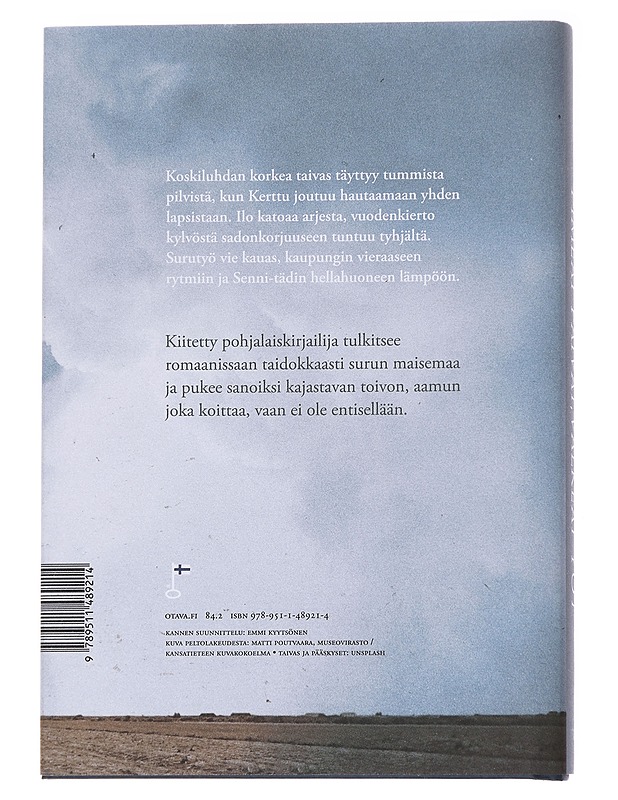 Pimeät päivät, valkeat yöt - Paula Nivukoski - Romaanit ja novellit - 10105573843 - 1