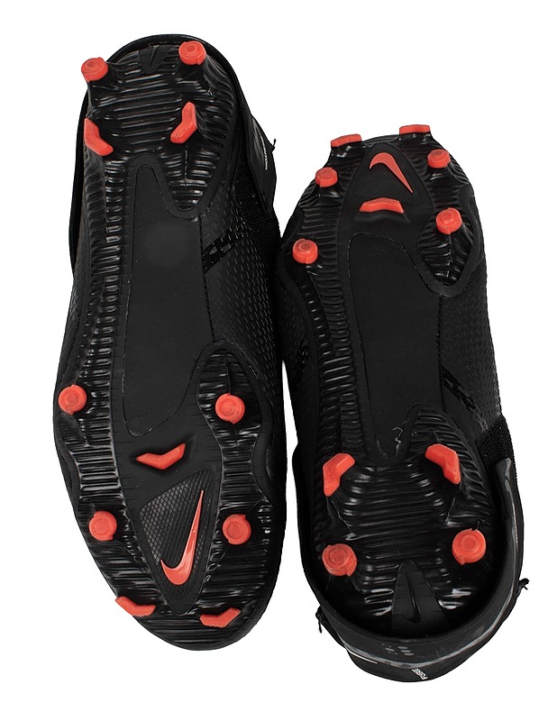 NIKE Phantom -jalkapallokengät, koko 42,5  - Muut urheiluvälineet ja vapaa-aika - 10105574365 - 3