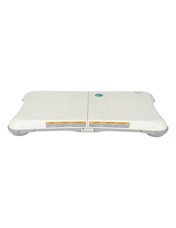 NINTENDO Wii Fit Plus -peli ja -pelilauta  - Muu elektroniikka - 10105575760 - 1