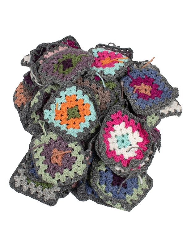 Isoäidin Neliö, 12x12cm - 59kpl  - Ompelu - 10105576607 - 0