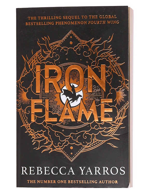 Iron flame - Rebecca Yarros - Fantasia- ja scifi - 10105578708 - 0