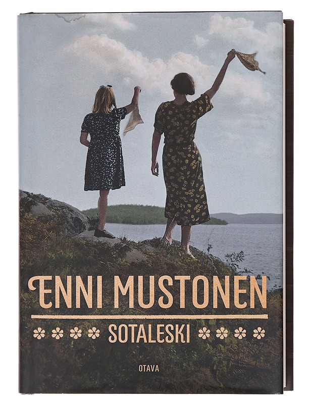 Sotaleski - Enni Mustonen - Romaanit ja novellit - 10105579901 - 0