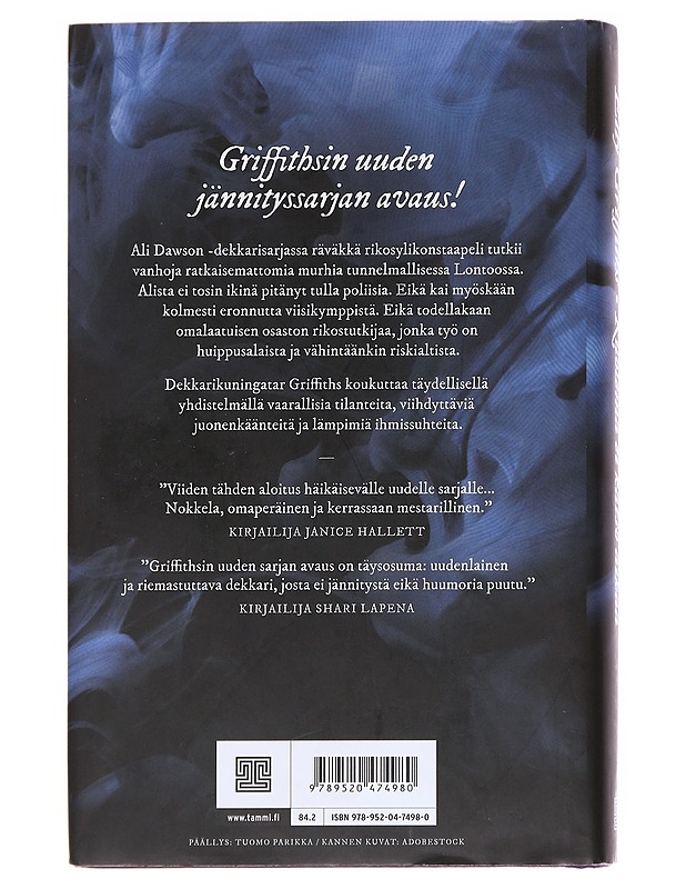 Kuolema ei katso aikaa - Griffiths, Elly - Romaanit ja novellit - 10105581608 - 1