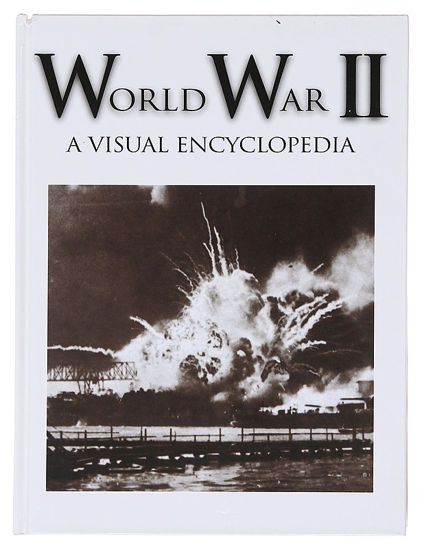 World War II : a visual encyclopedia - Historiakirjat - 10105582299 - 0