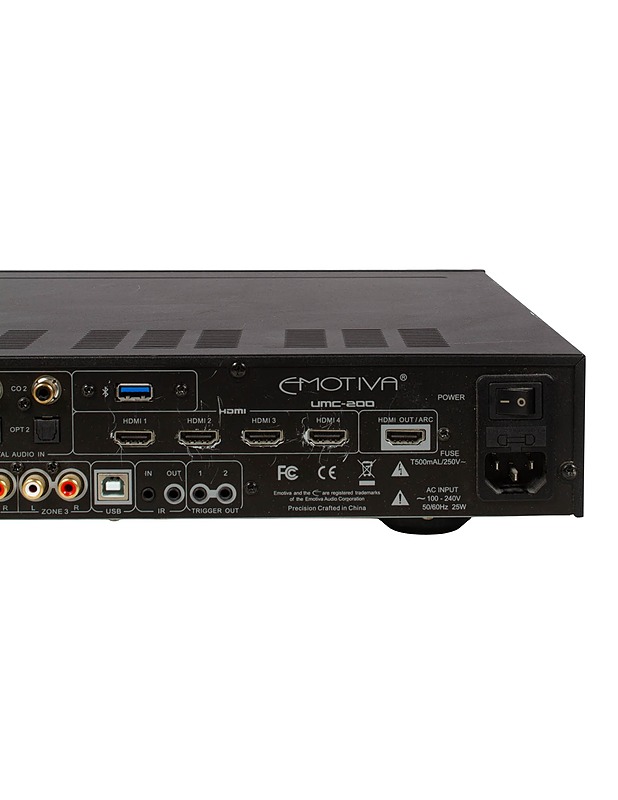 EMOTIVA UMC-200 -vahvistin - Audio - 10105582495 - 4