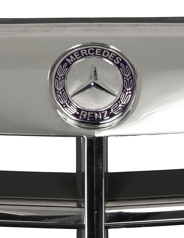 MERCEDES-BENZ -etusäleikkö - Muut urheiluvälineet ja vapaa-aika - 10105582703 - 3