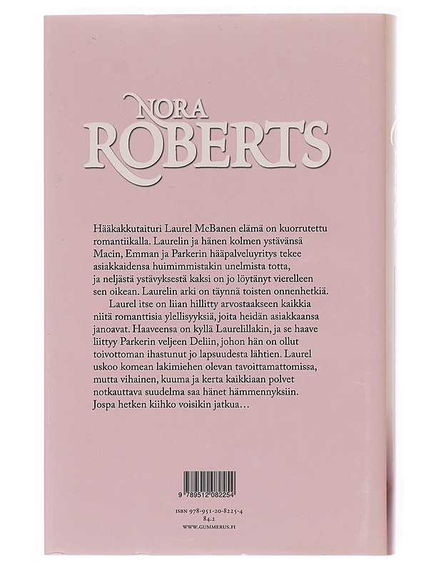 Jotain lainattua - Roberts, Nora - Romaanit ja novellit - 10105582821 - 1