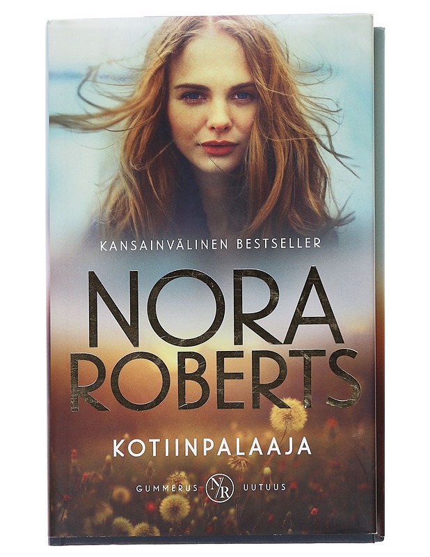 Kotiinpalaaja - Roberts, Nora - Romaanit ja novellit - 10105584929 - 0