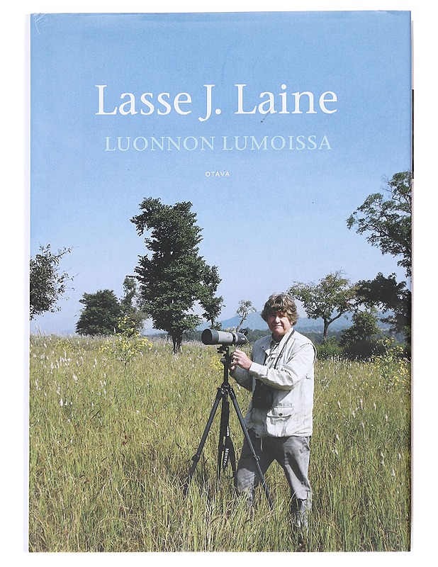 Luonnon lumoissa - Lasse J. Laine - Tietokirjat ja oppaat - 10105589212 - 0