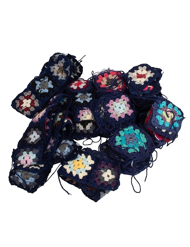 Isoäidin Neliöt, 7x7 cm - 100kpl - Ompelu - 10105590666 - 0