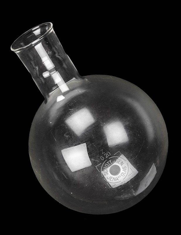 SCHOTT U GEN Jena Er Glass laboratoriopullo, 15x18cm, vintage - Sisustus - 10105592389 - 0