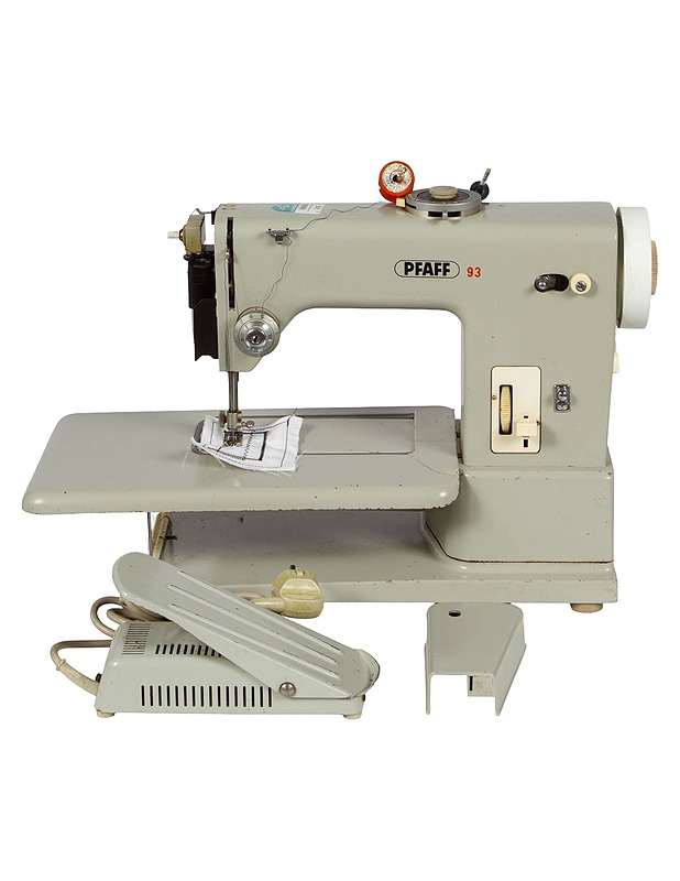 PFAFF 93 -ompelukone (vintage 1960s)  - Kodinkoneet - 10105592870 - 0
