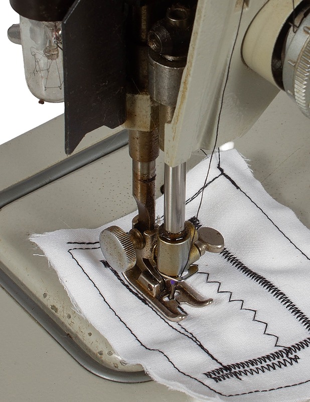 PFAFF 93 -ompelukone (vintage 1960s) - Kodinkoneet - 10105592870 - 3