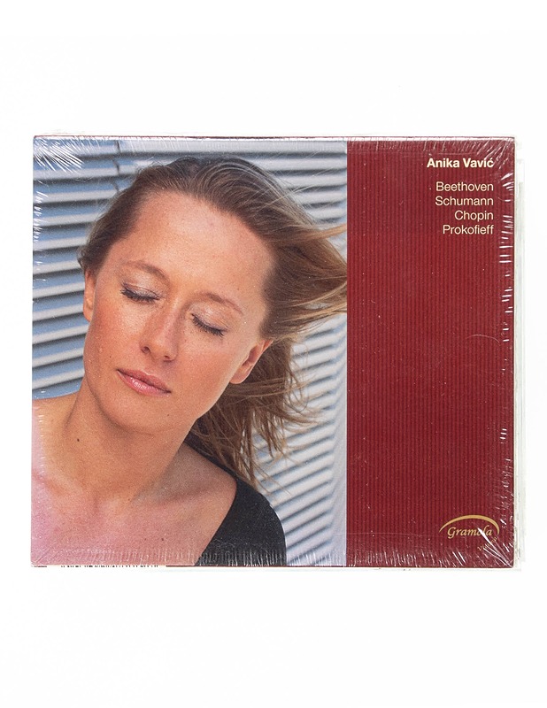 Anika Vavic - Beethoven Schumann Chopin Prokofieff - CD  - CD-levyt - 10105597180 - 0
