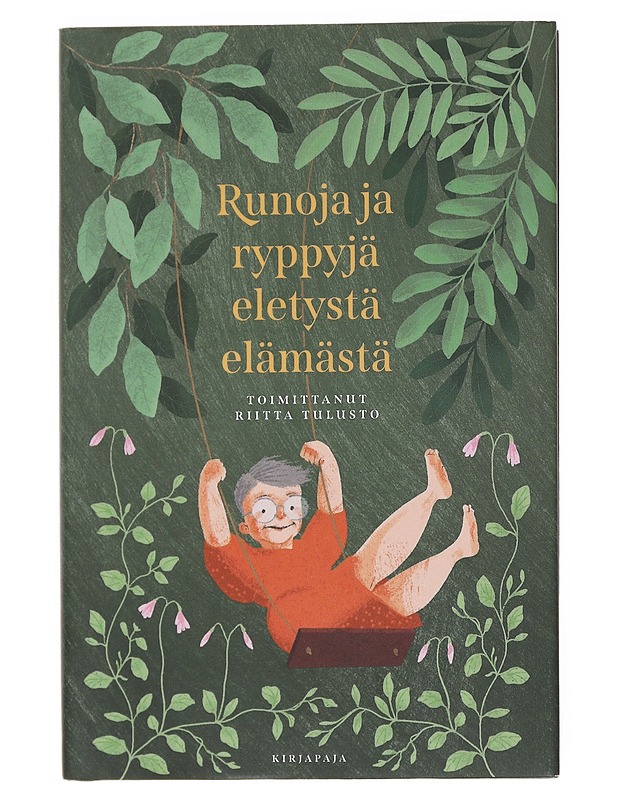 Runoja ja ryppyjä eletystä elämästä - Tulusto, Riitta - Kirja lahjaksi - 10105599239 - 0