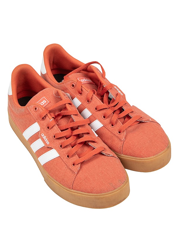 ADIDAS -tennarit, 11 (vastaa kokoa 46) - Miesten kengät - 10105599612 - 0