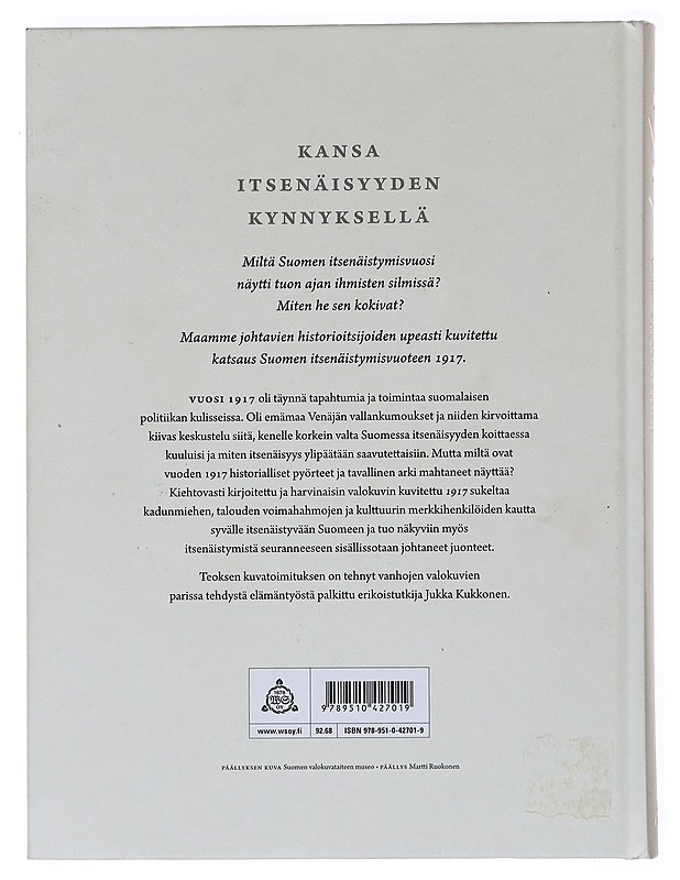 1917 : Suomen ihmisten vuosi - Kai Häggman, Teemu Keskisarja ja Markku Kuisma - Historiakirjat - 10105600277 - 1