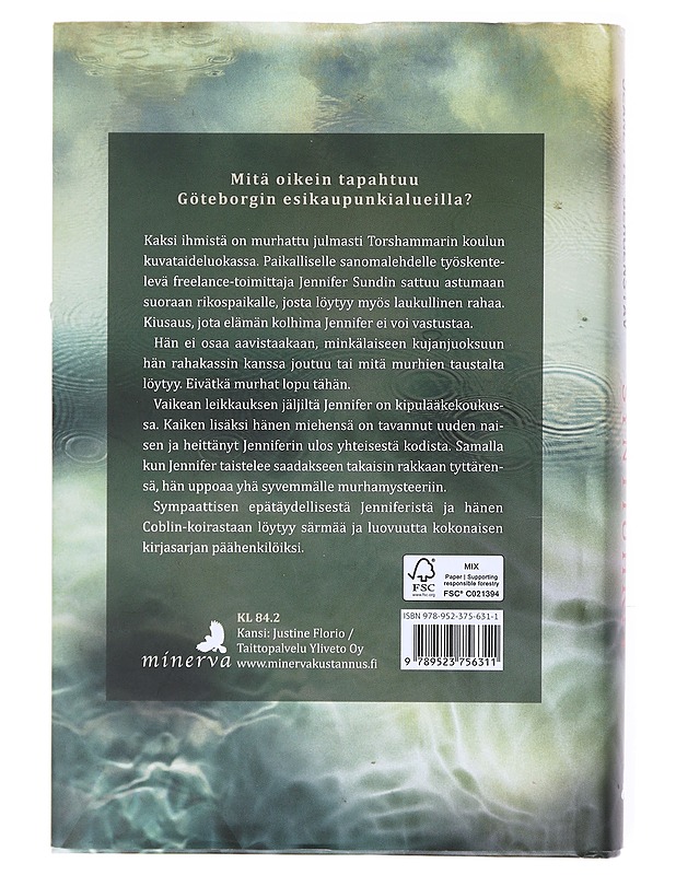 Syntiuhrit - Bergenstav, Jeanette - Romaanit ja novellit - 10105601456 - 1