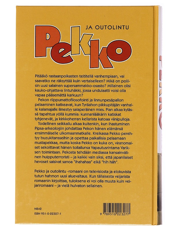 Pekko ja outolintu - Koivusalo, Timo  - Romaanit ja novellit - 10105602239 - 1