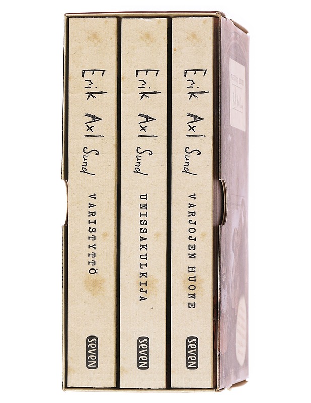 Varjojen huone - Sund, Erik Axl - Romaanit ja novellit - 10105602644 - 2