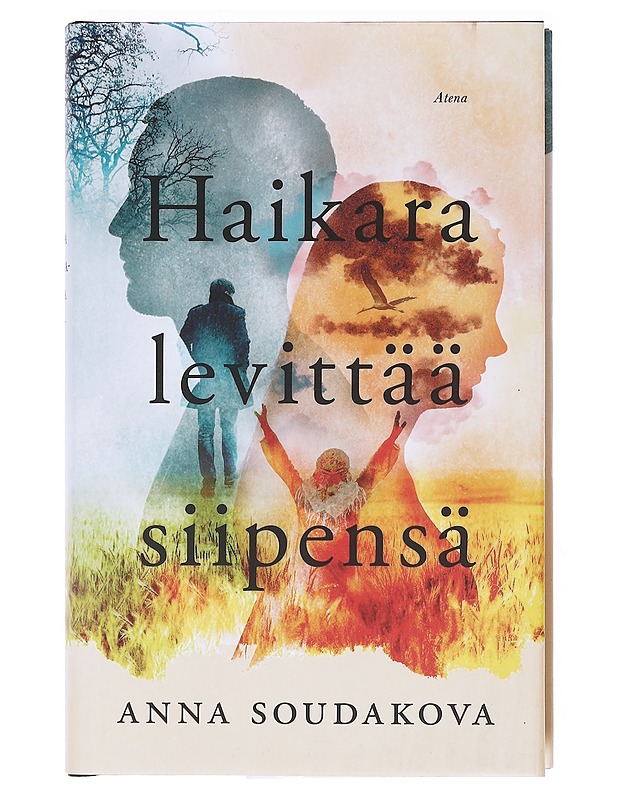 Haikara levittää siipensä - Anna Soudakova - Kirja lahjaksi - 10105604010 - 0