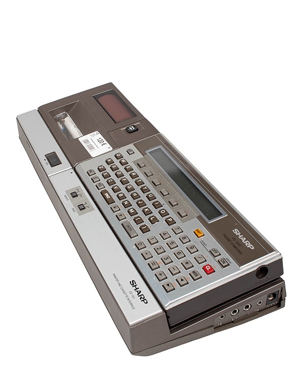 SHARP PC-1500 -taskutietokone  - Kodinkoneet - 10105604132 - 4