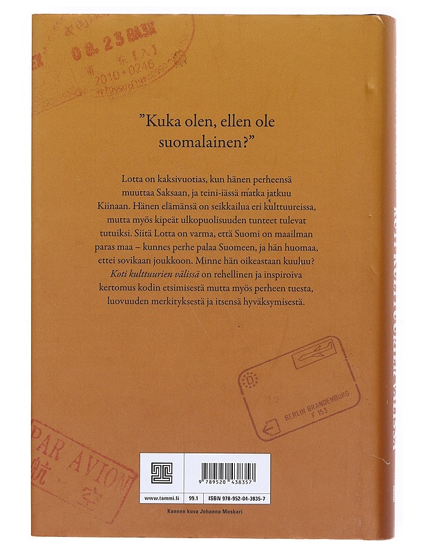 Koti kulttuurien välissä - Lotta-Sofia Saahko - Elämäkerrat ja muistelmat - 10105605818 - 1