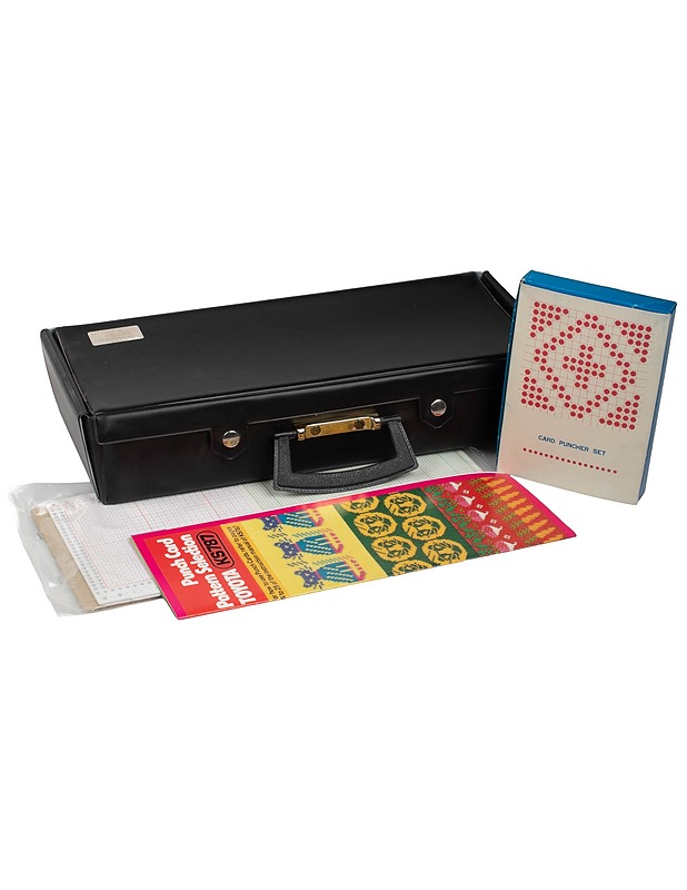 Card Puncher Set - Brother reitin työkalu + reikäkortteja - Käsityö - 10105607091 - 0