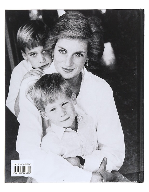Diana : kunnianosoitus sydänten kuningattarelle - Donnelly, Peter - Elämäkerrat ja muistelmat - 10105607996 - 1