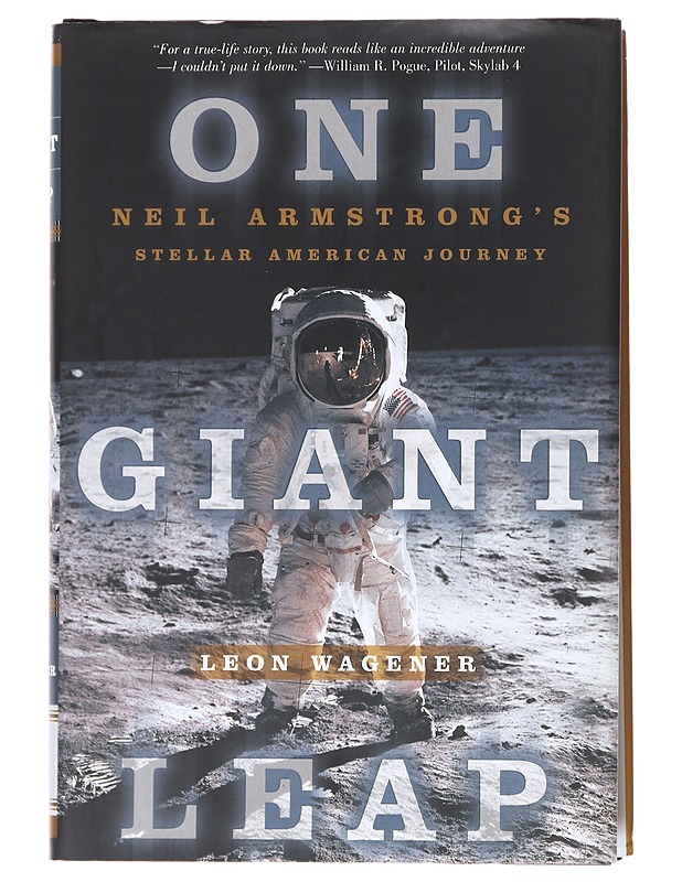 One Giant Leap - Leon Wagener  - Elämäkerrat ja muistelmat - 10105608360 - 0