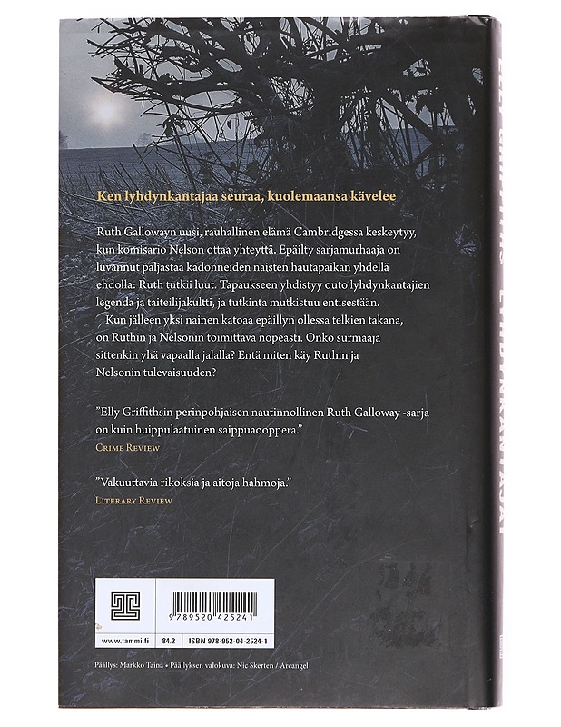 Lyhdynkantajat - Griffiths, Elly - Jännitys ja dekkarit - 10105608900 - 1