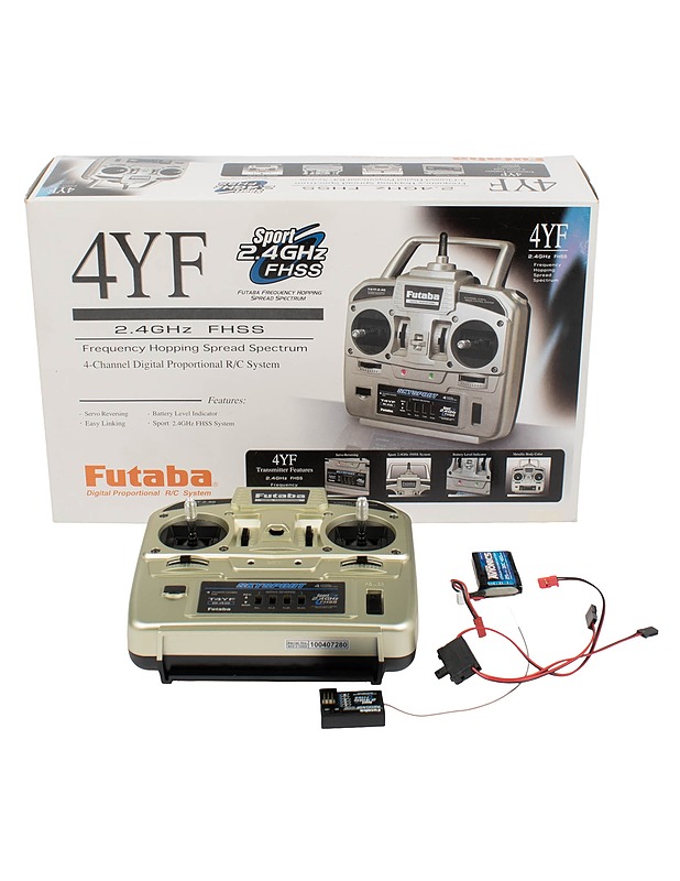 FUTABA 4YF -radio-ohjain  - Muu elektroniikka - 10105609495 - 0