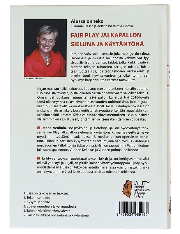 Fair play jalkapallon sieluna ja käytäntönä - Jaana Venkula - Harrastekirjat - 10105610224 - 1