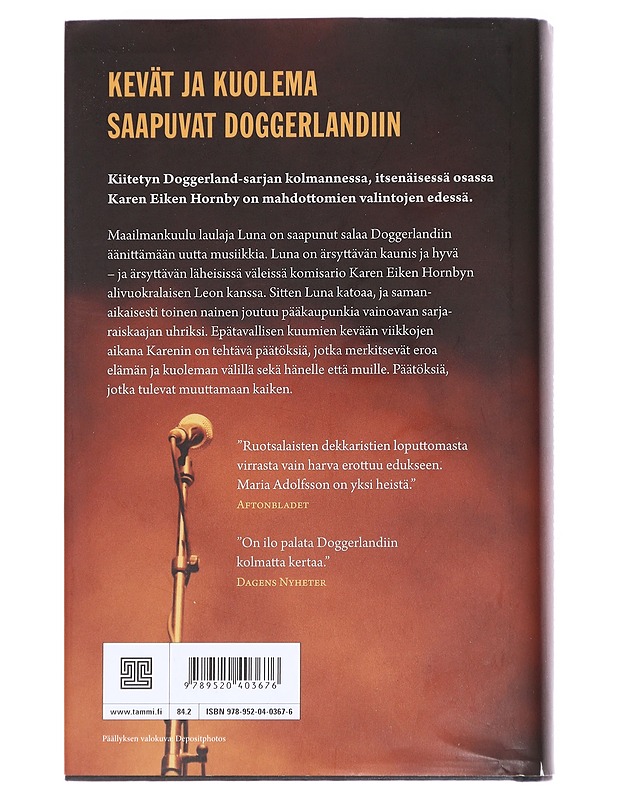 Meren ja pirun välissä - Adolfsson, Maria - Romaanit ja novellit - 10105613935 - 1