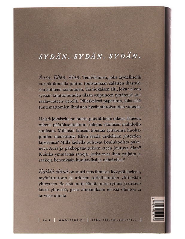 Kaikki elävä - Riikka Pelo - Romaanit ja novellit - 10105616204 - 1
