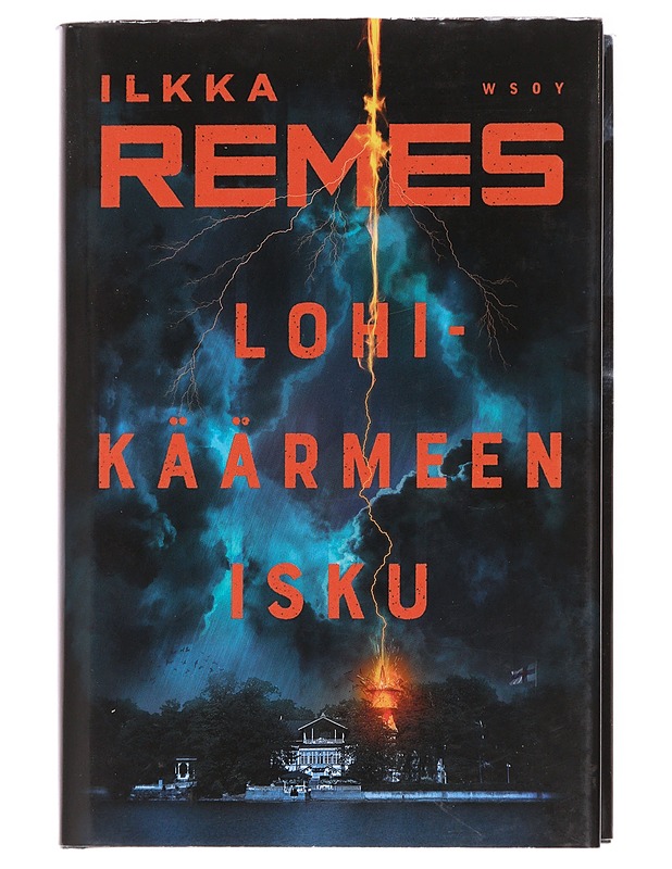 Lohikäärmeen isku - Ilkka Remes - Romaanit ja novellit - 10105616262 - 0