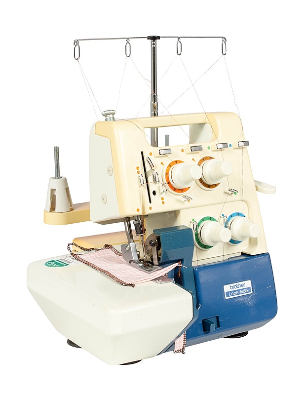 BROTHER Lock-526D -saumuri  - Kodinkoneet - 10105620184 - 1