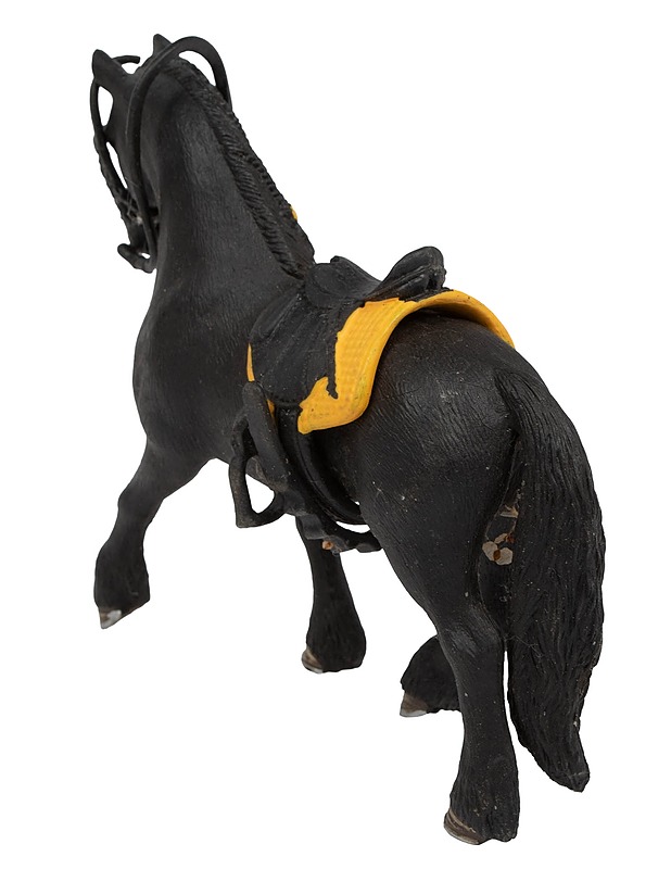 SCHLEICH Friisiläinen tammaprinsessa - Lasten lelut - 10105621576 - 1