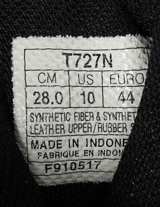 ASICS mustat juoksukengät, 44 - Miesten kävelykengät ja sandaalit - 10105621986 - 2