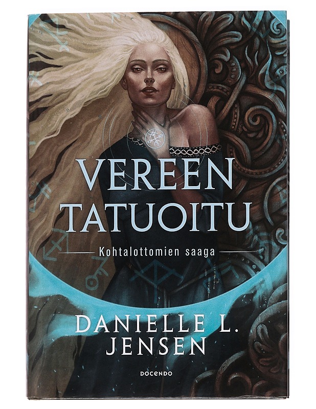 Vereen tatuoitu - Jensen, Danielle L. - Fantasia- ja scifi - 10105622166 - 0